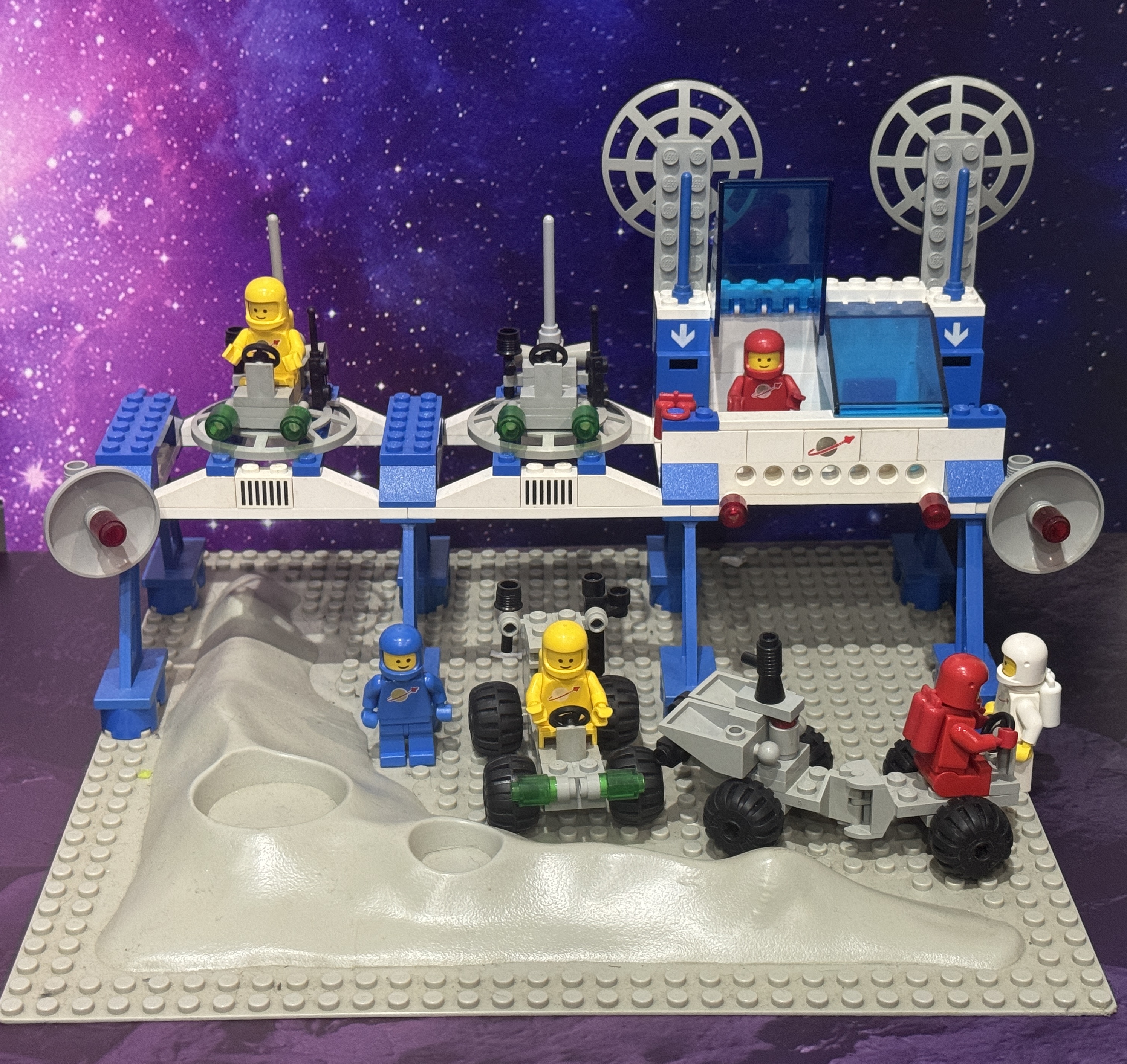 Vintage space construction set